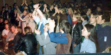 08-12-79-applaus