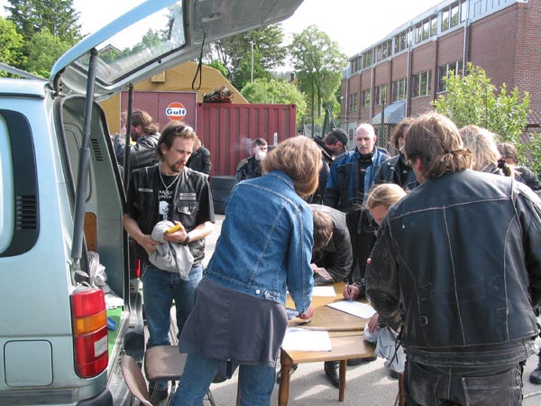 107-0722_IMG